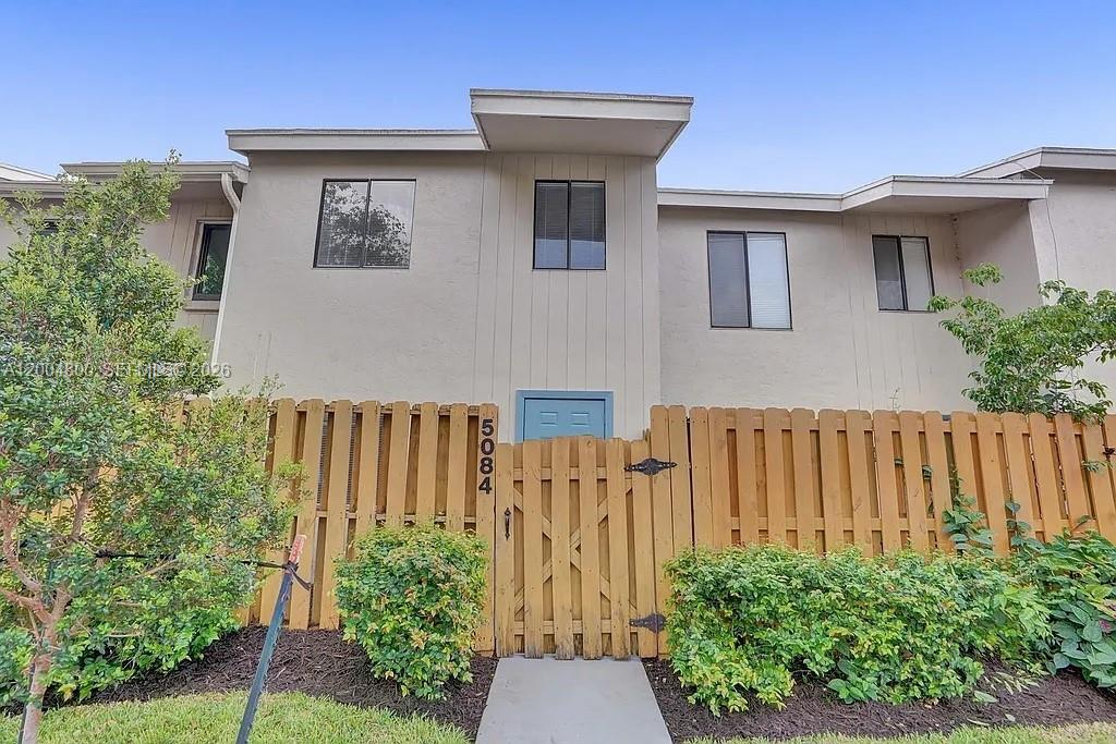 SADDLE-UP PLAT - Residential