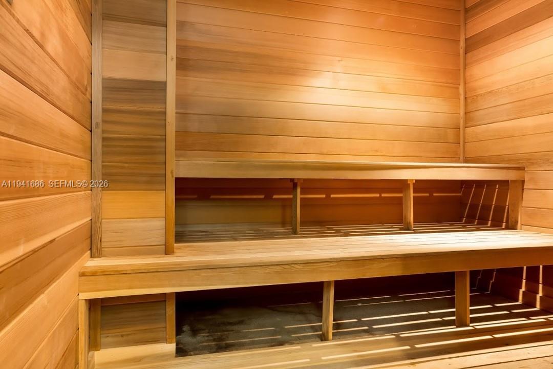 AZURE CONDO - Residential