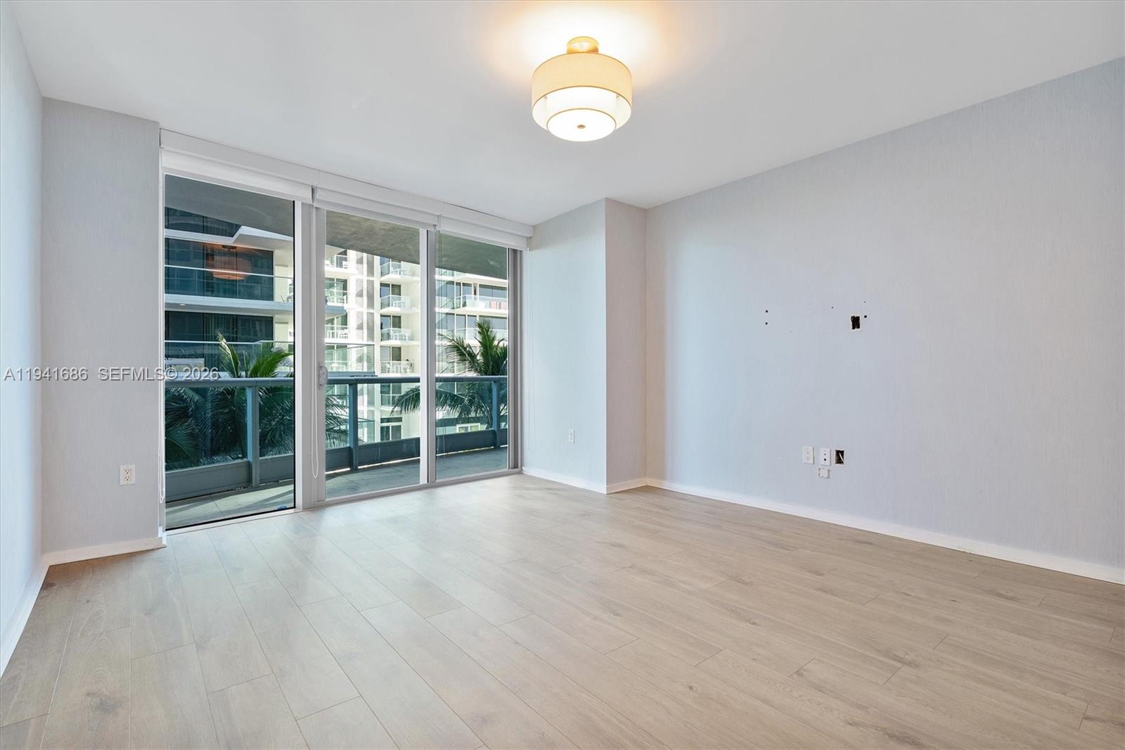 AZURE CONDO - Residential