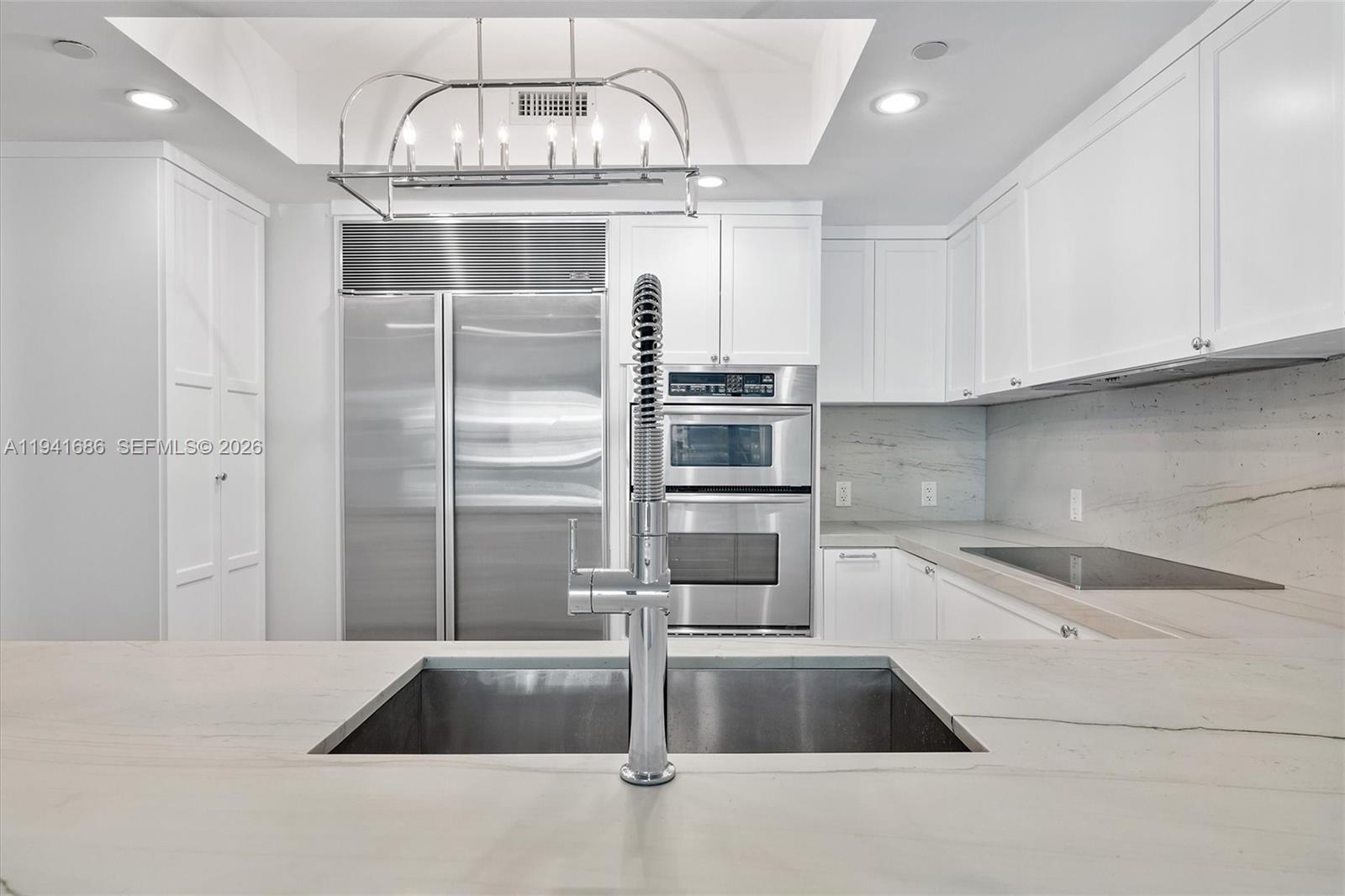 AZURE CONDO - Residential