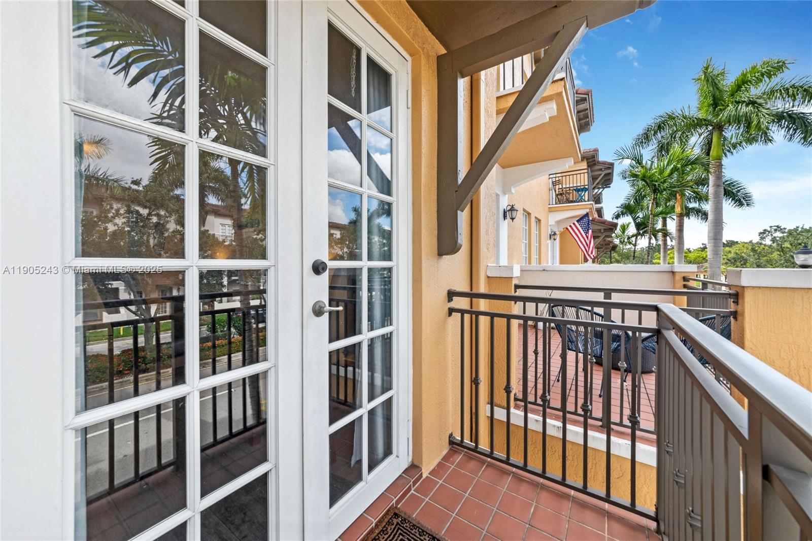 COBBLESTONE CONDO - Residential Lease