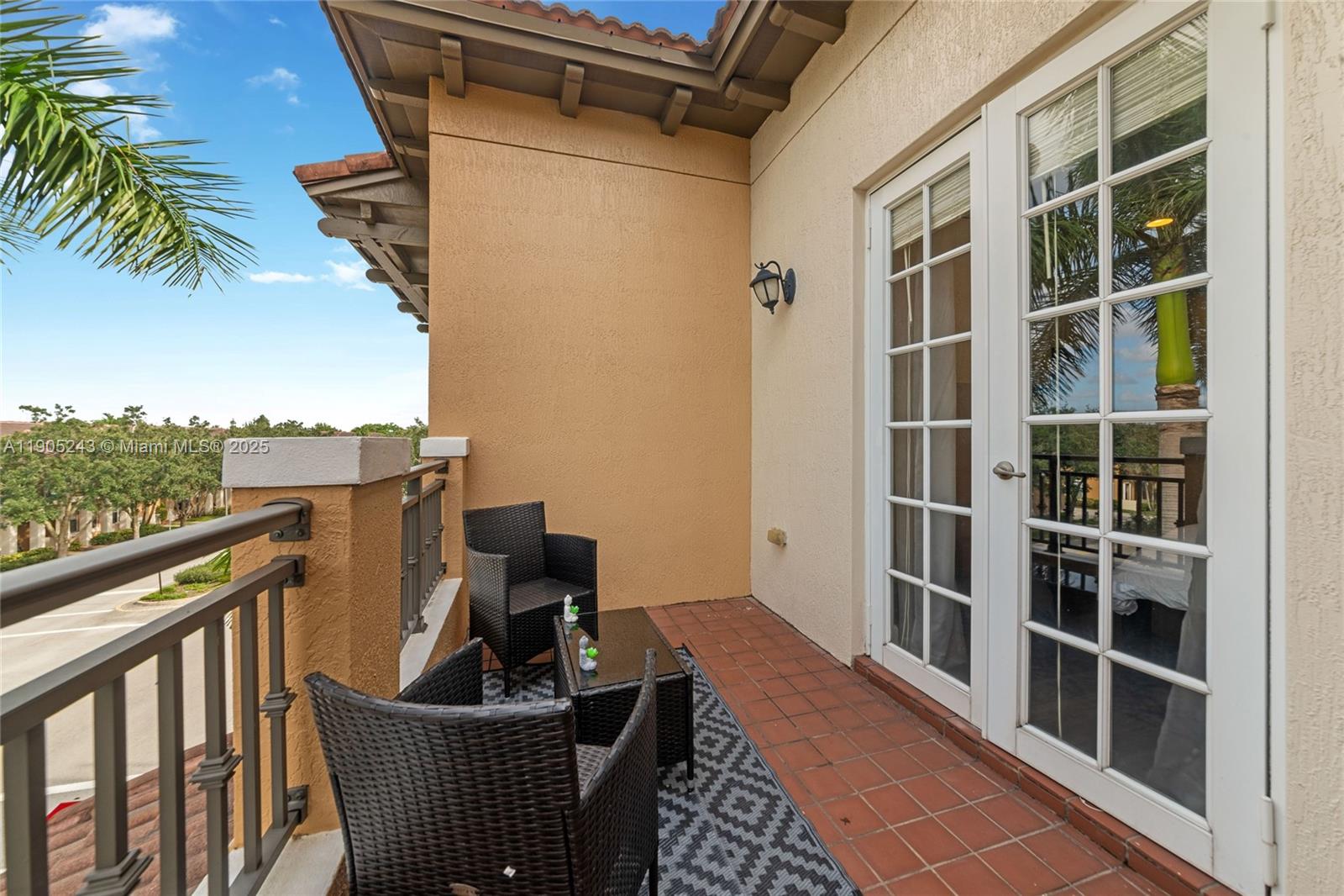 COBBLESTONE CONDO - Residential Lease