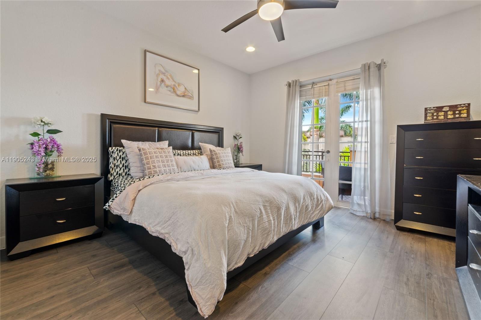 COBBLESTONE CONDO - Residential Lease