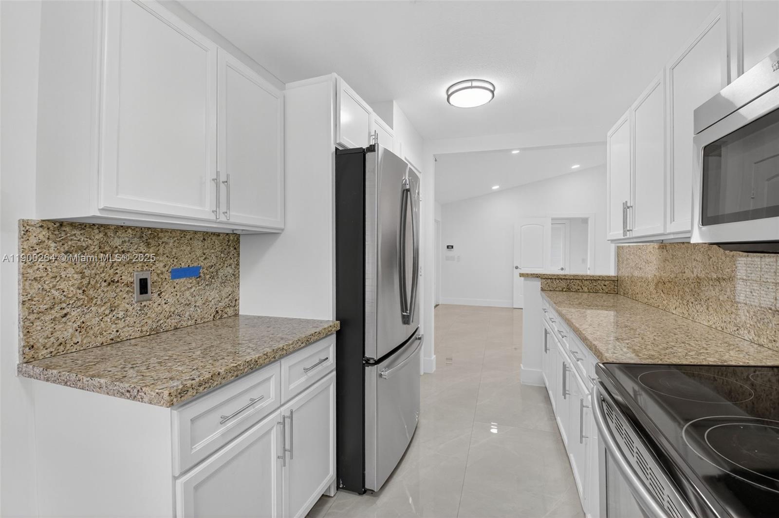 DELRAY GARDEN ESTATES 3 - Residential Lease