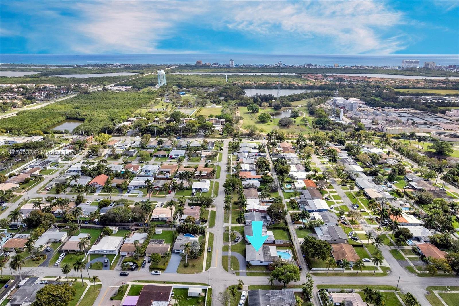HOLLYWOOD HOMESITES HIGH - Residential