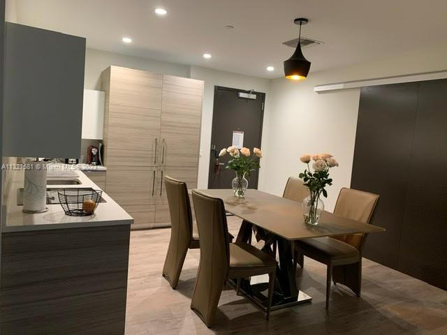 COSTA HOLLYWOOD CONDO - Residential