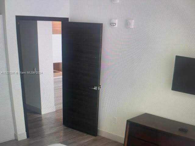 COSTA HOLLYWOOD CONDO - Residential