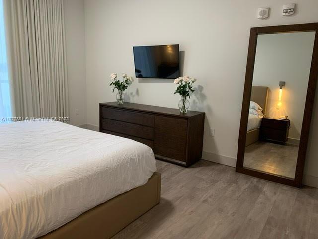 COSTA HOLLYWOOD CONDO - Residential