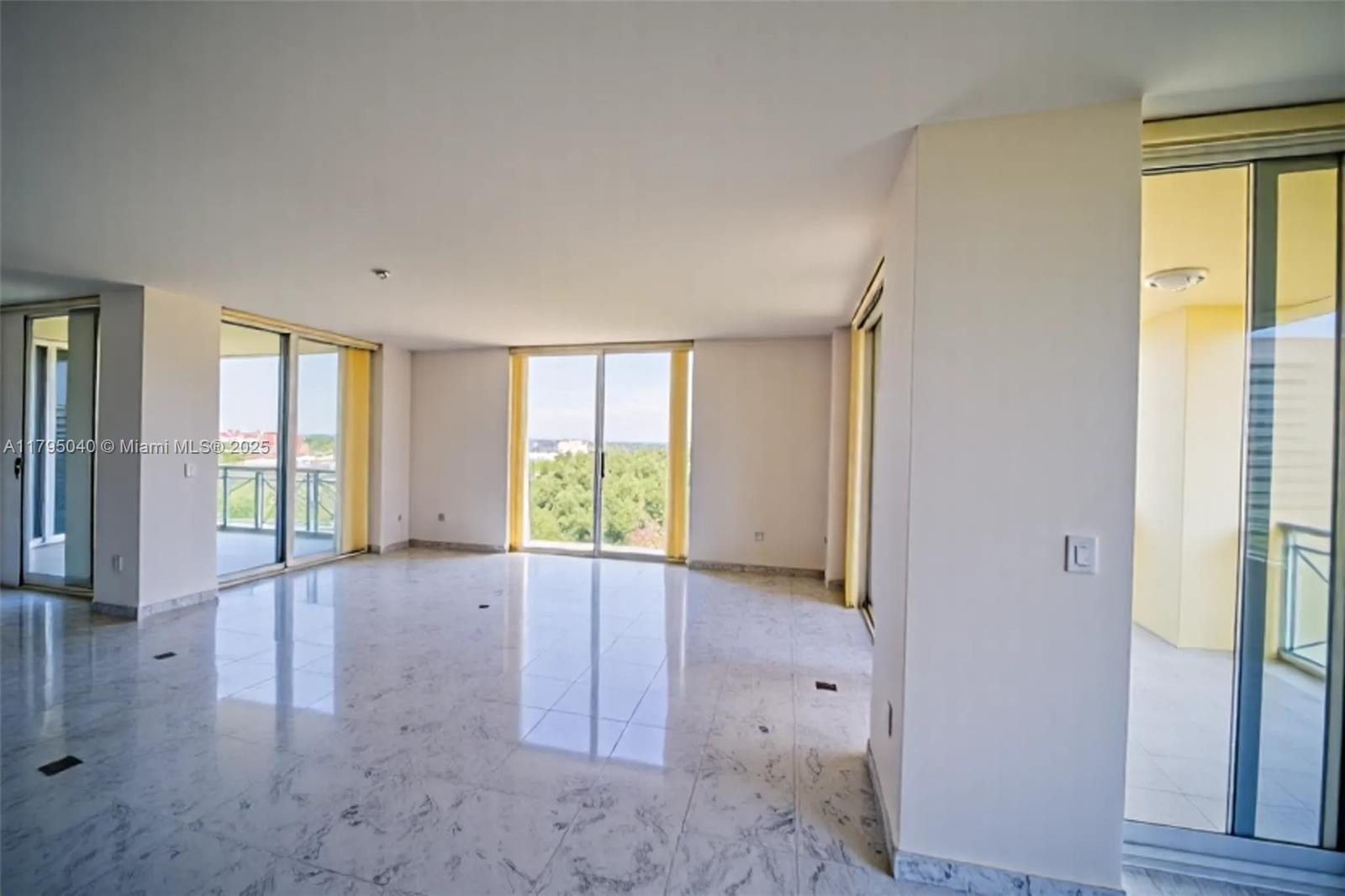 445 Grand Bay Dr 802