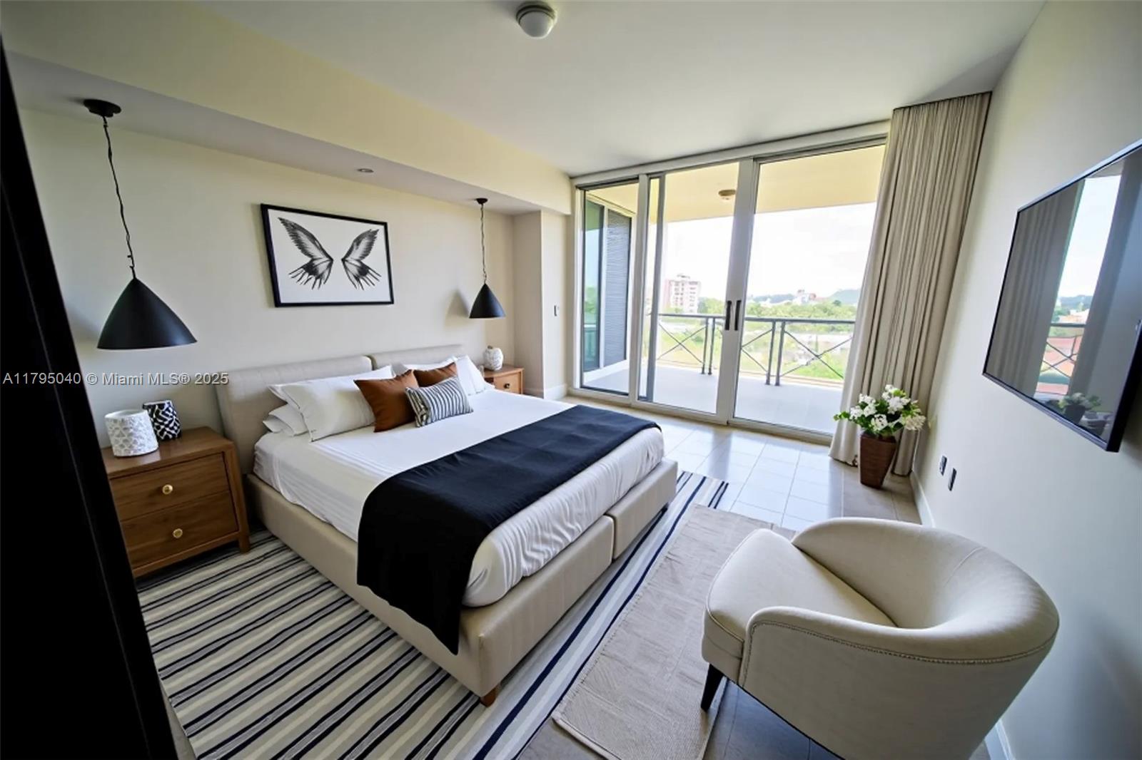 GRAND BAY RESIDENCES COND - Residential