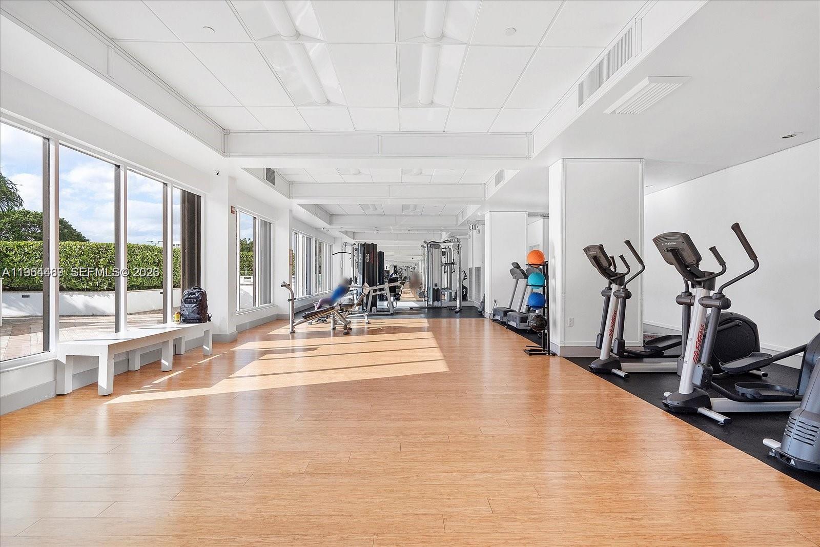 ADMIRALS PORT CONDO WEST - Residential