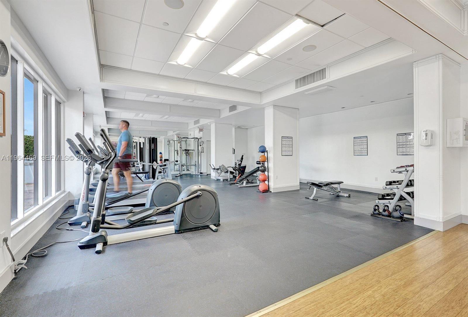 ADMIRALS PORT CONDO WEST - Residential