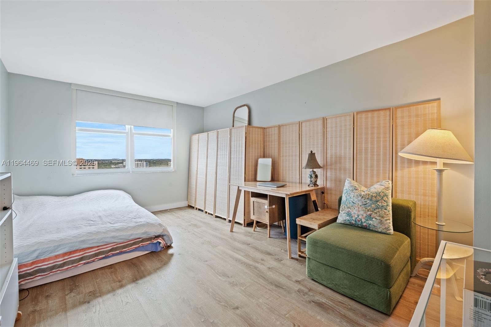 ADMIRALS PORT CONDO WEST - Residential