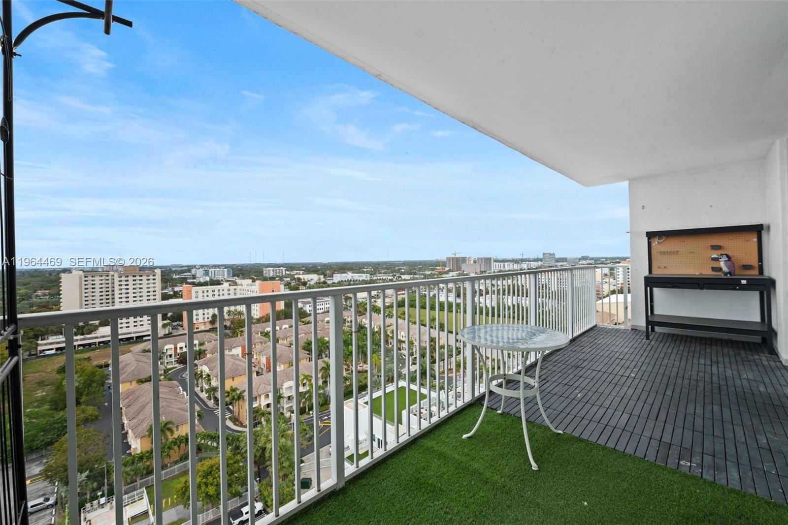 ADMIRALS PORT CONDO WEST - Residential