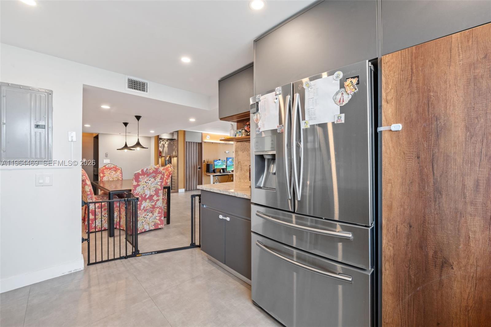 ADMIRALS PORT CONDO WEST - Residential