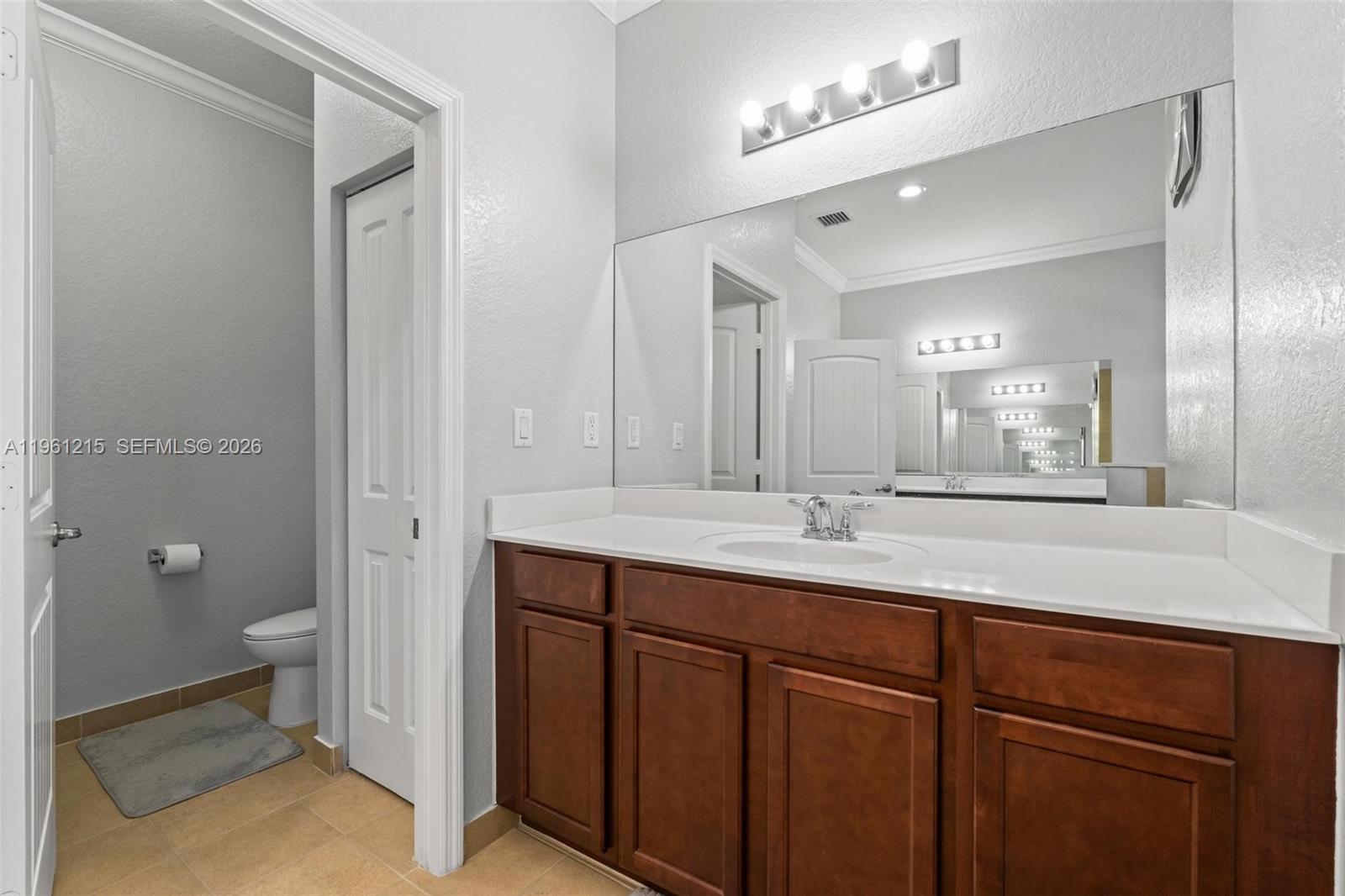 COUNTRY GARDENS SOUTH - Residential