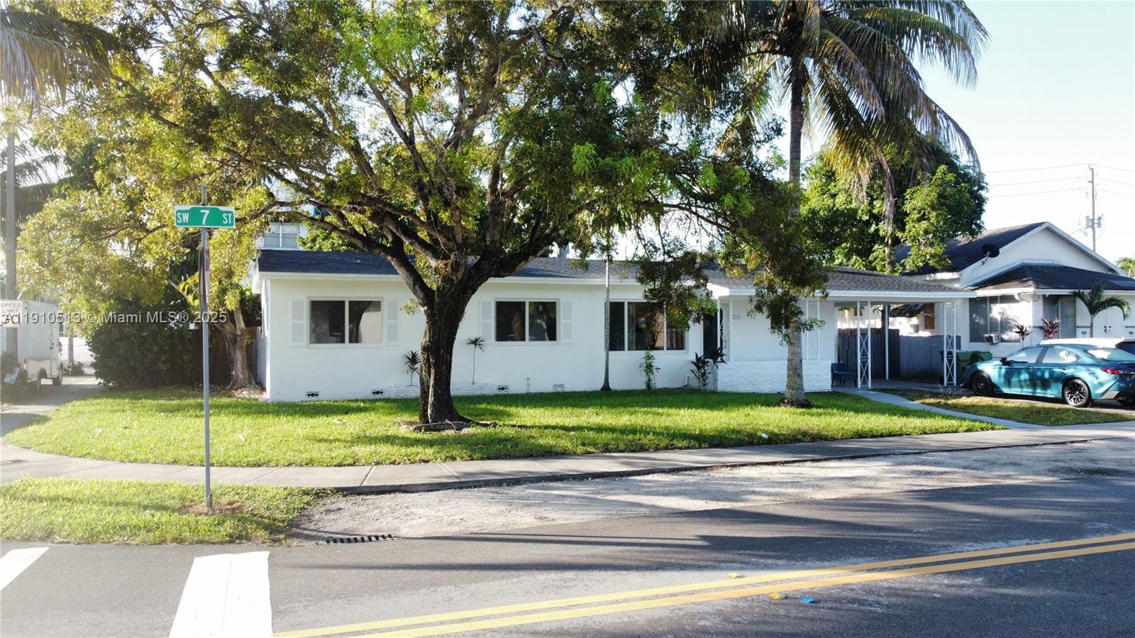 BOWMAN HEIGHTS - Residential Lease