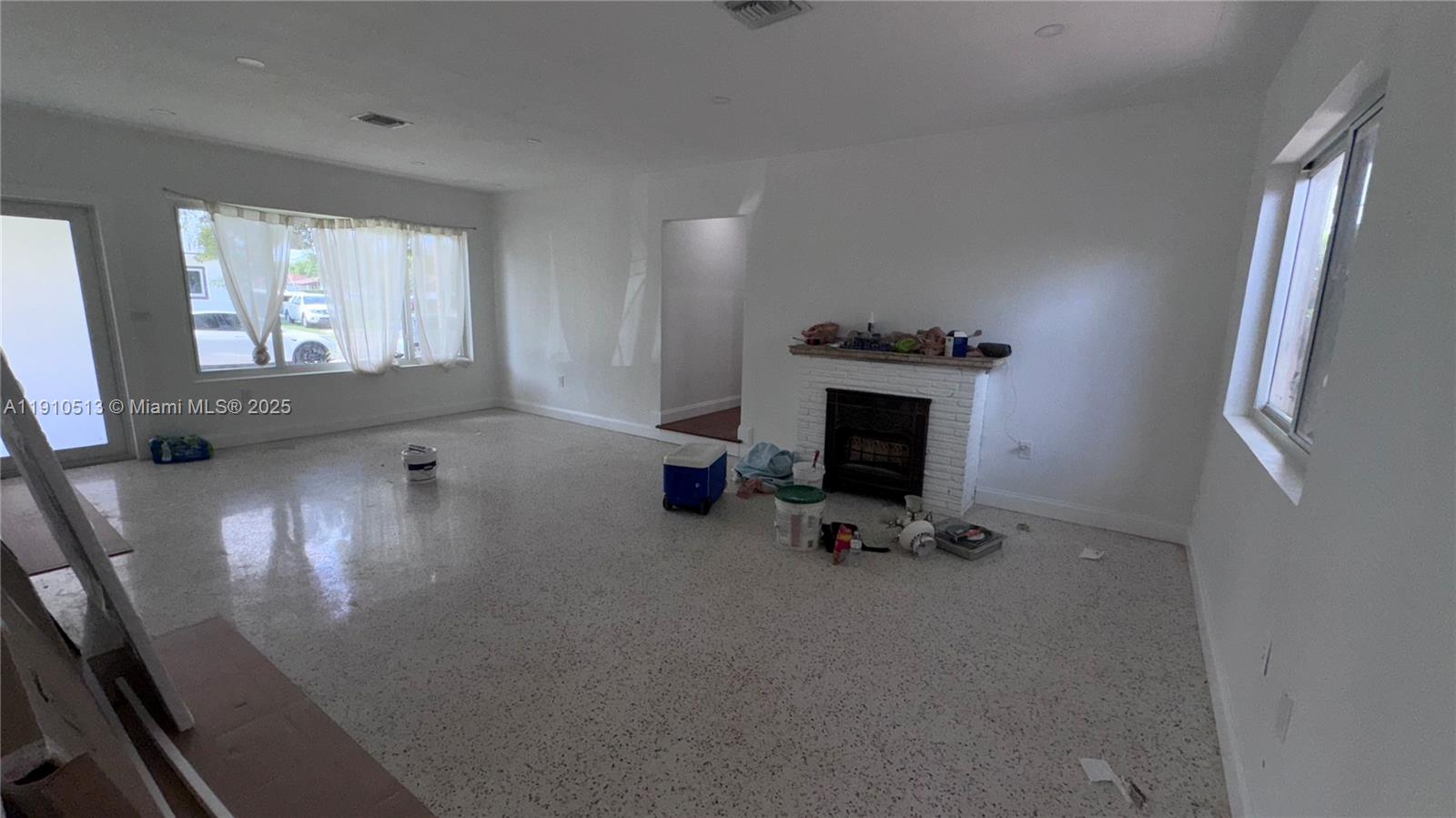 BOWMAN HEIGHTS - Residential Lease