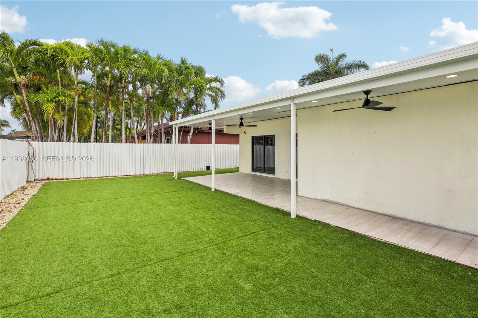 NORTH PALM ESTATES HOMES - Residential