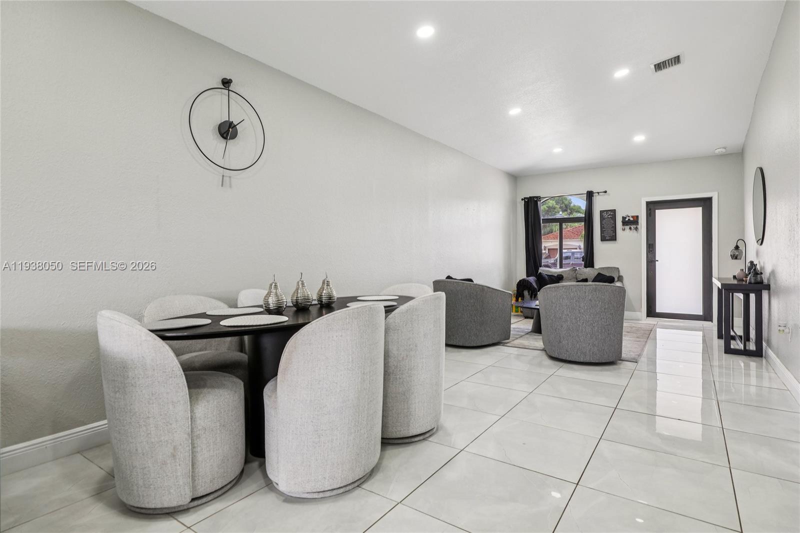 NORTH PALM ESTATES HOMES - Residential