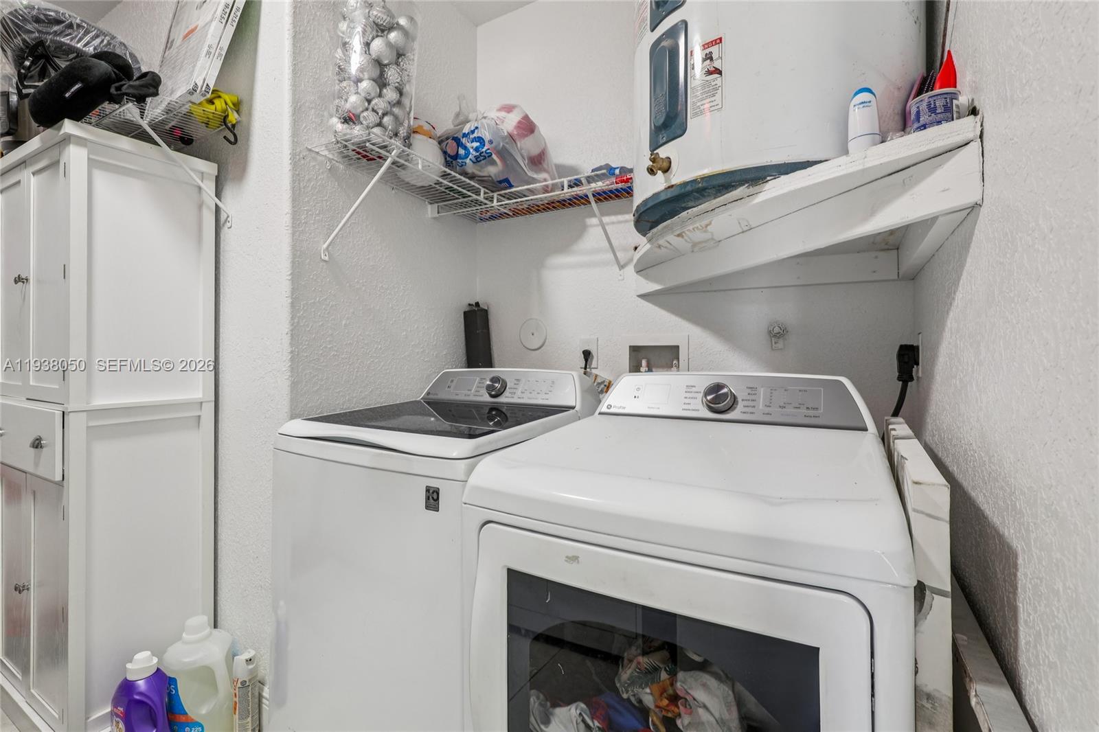 NORTH PALM ESTATES HOMES - Residential