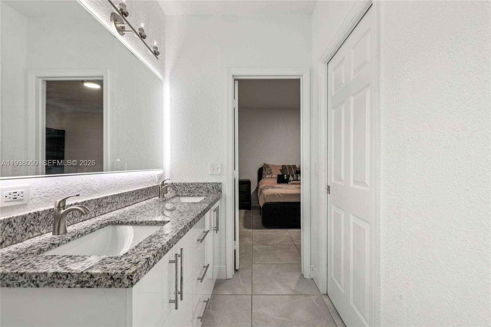 NORTH PALM ESTATES HOMES - Residential