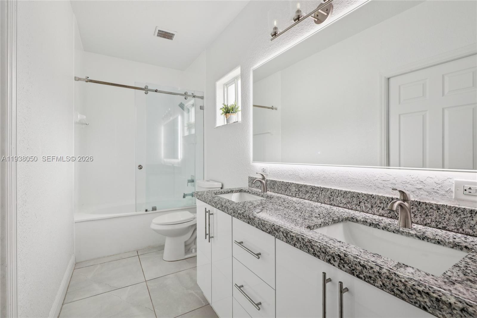 NORTH PALM ESTATES HOMES - Residential