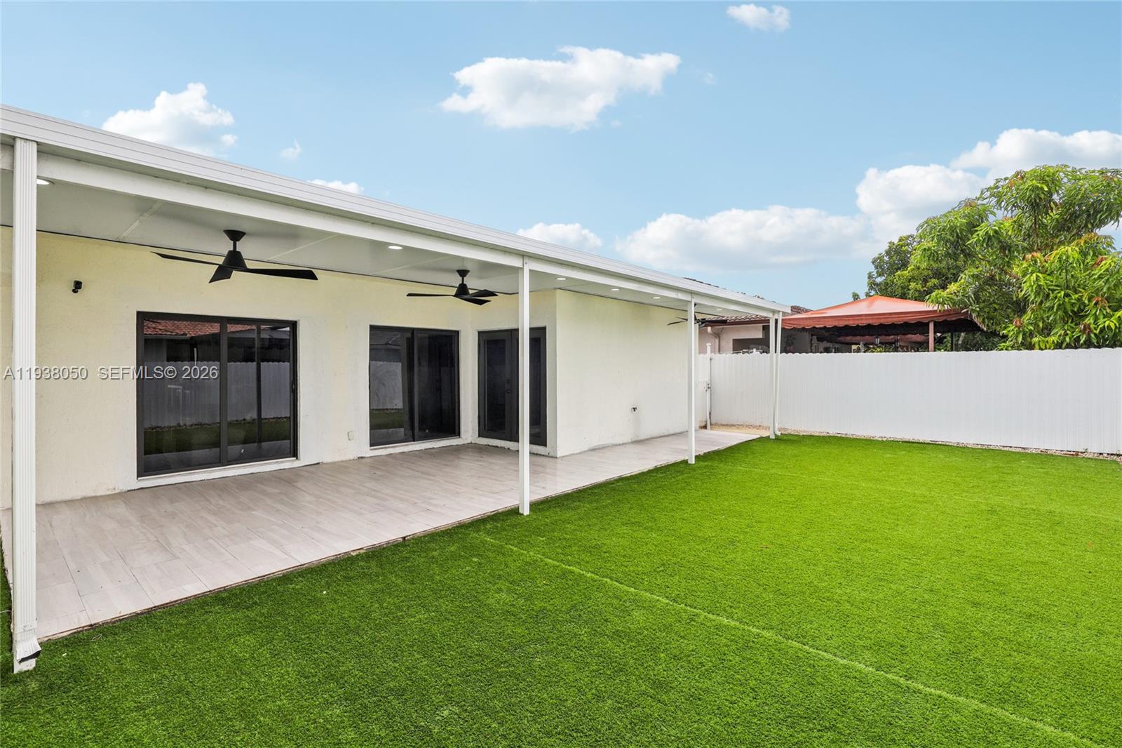 NORTH PALM ESTATES HOMES - Residential