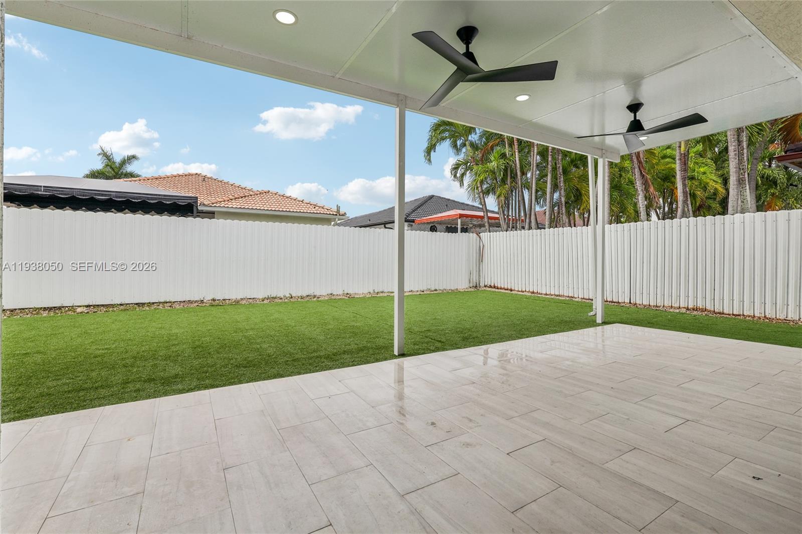 NORTH PALM ESTATES HOMES - Residential