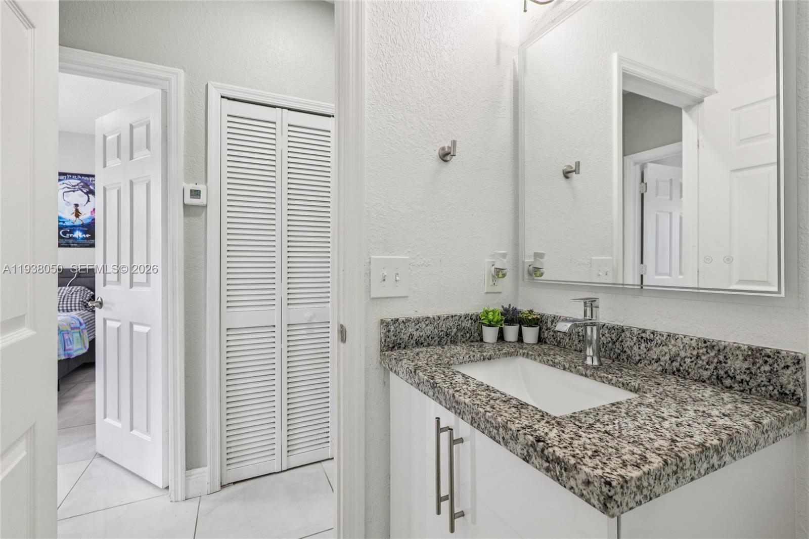 NORTH PALM ESTATES HOMES - Residential