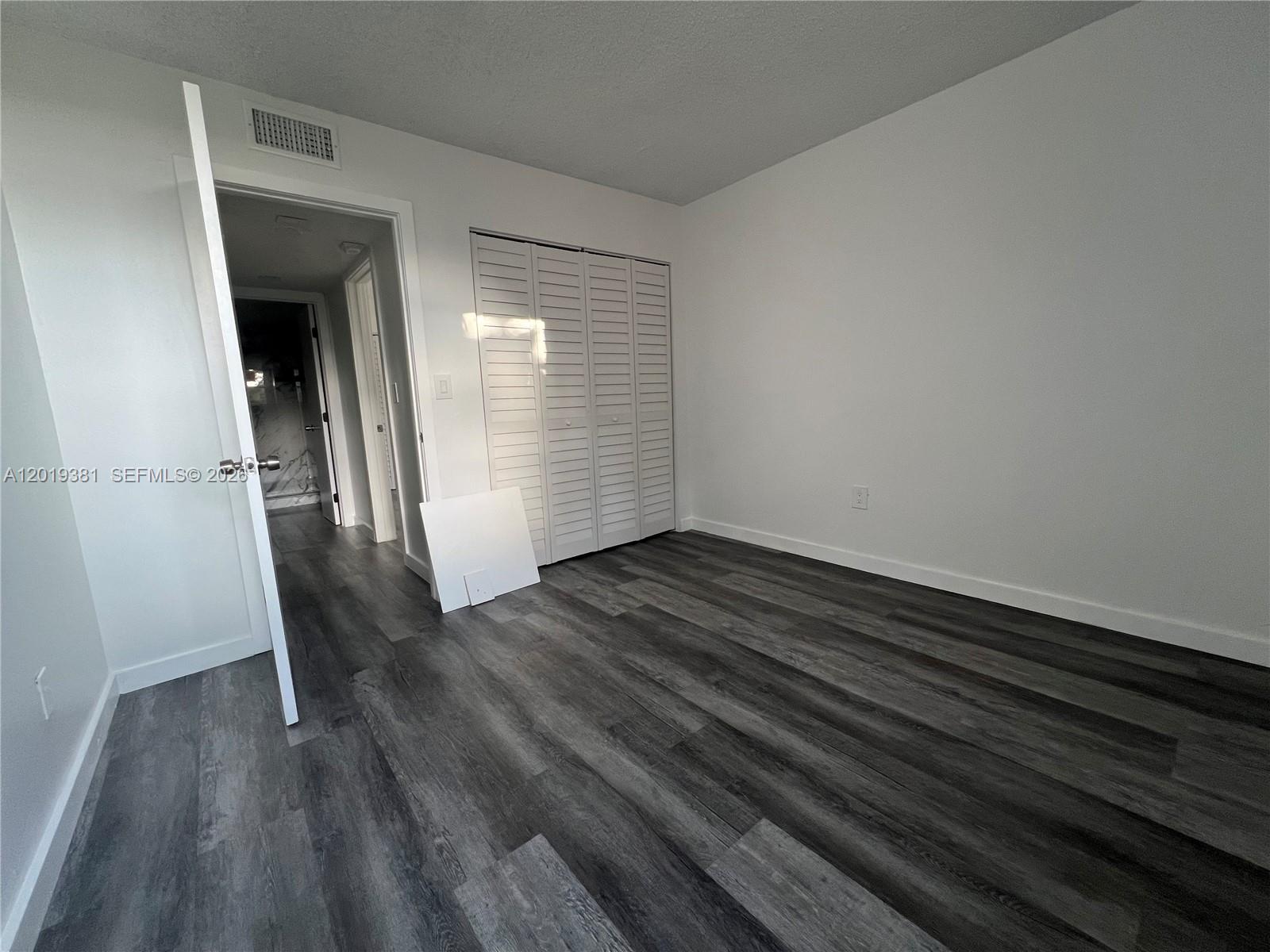 VERSAILLE GARDENS I CONDO - Residential Lease