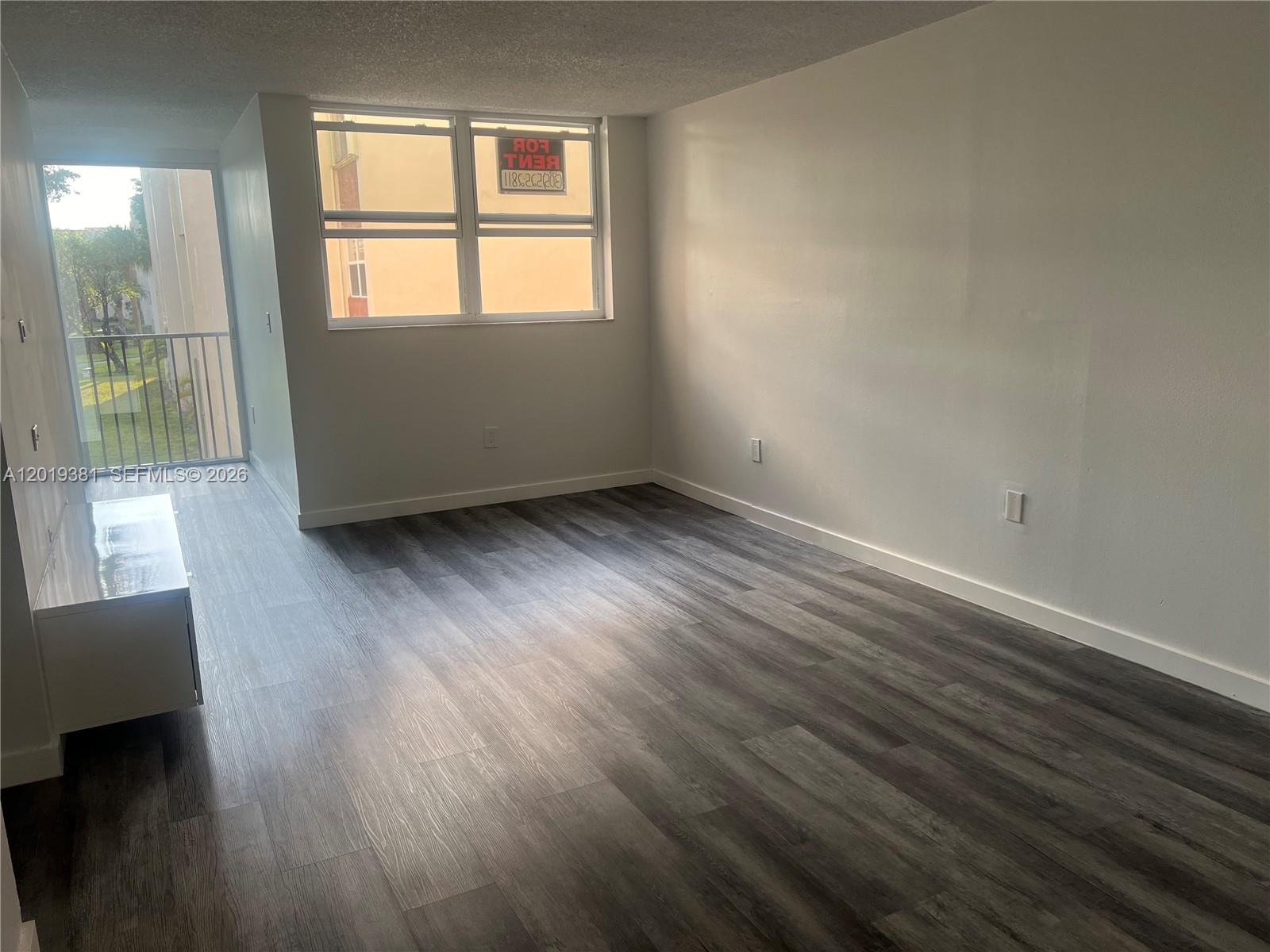 VERSAILLE GARDENS I CONDO - Residential Lease