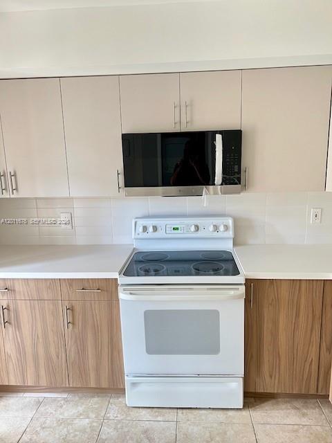 MEADOWRIDGE CONDO - Residential