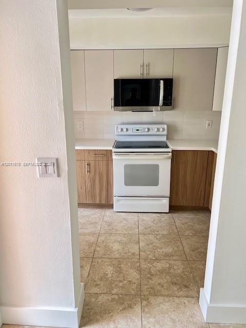 MEADOWRIDGE CONDO - Residential
