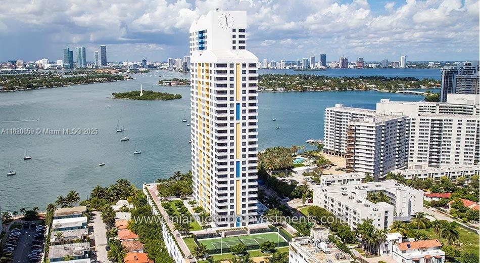 THE WAVERLY AT SOUTH BEAC - Residential