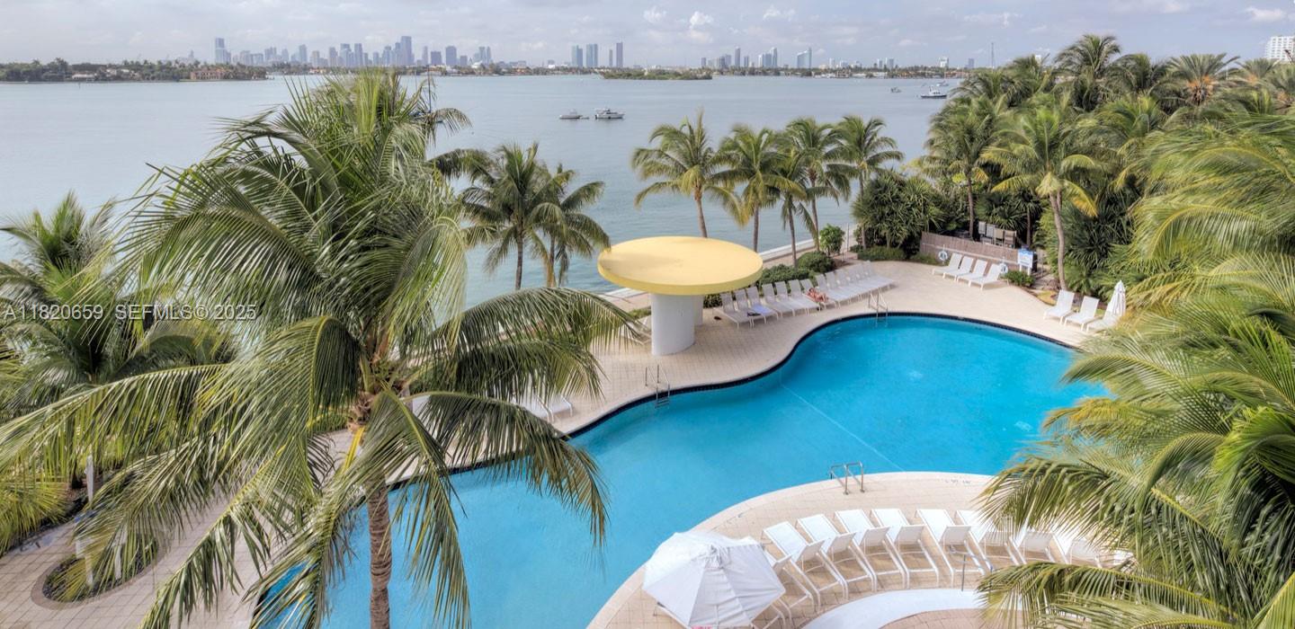 THE WAVERLY AT SOUTH BEAC - Residential