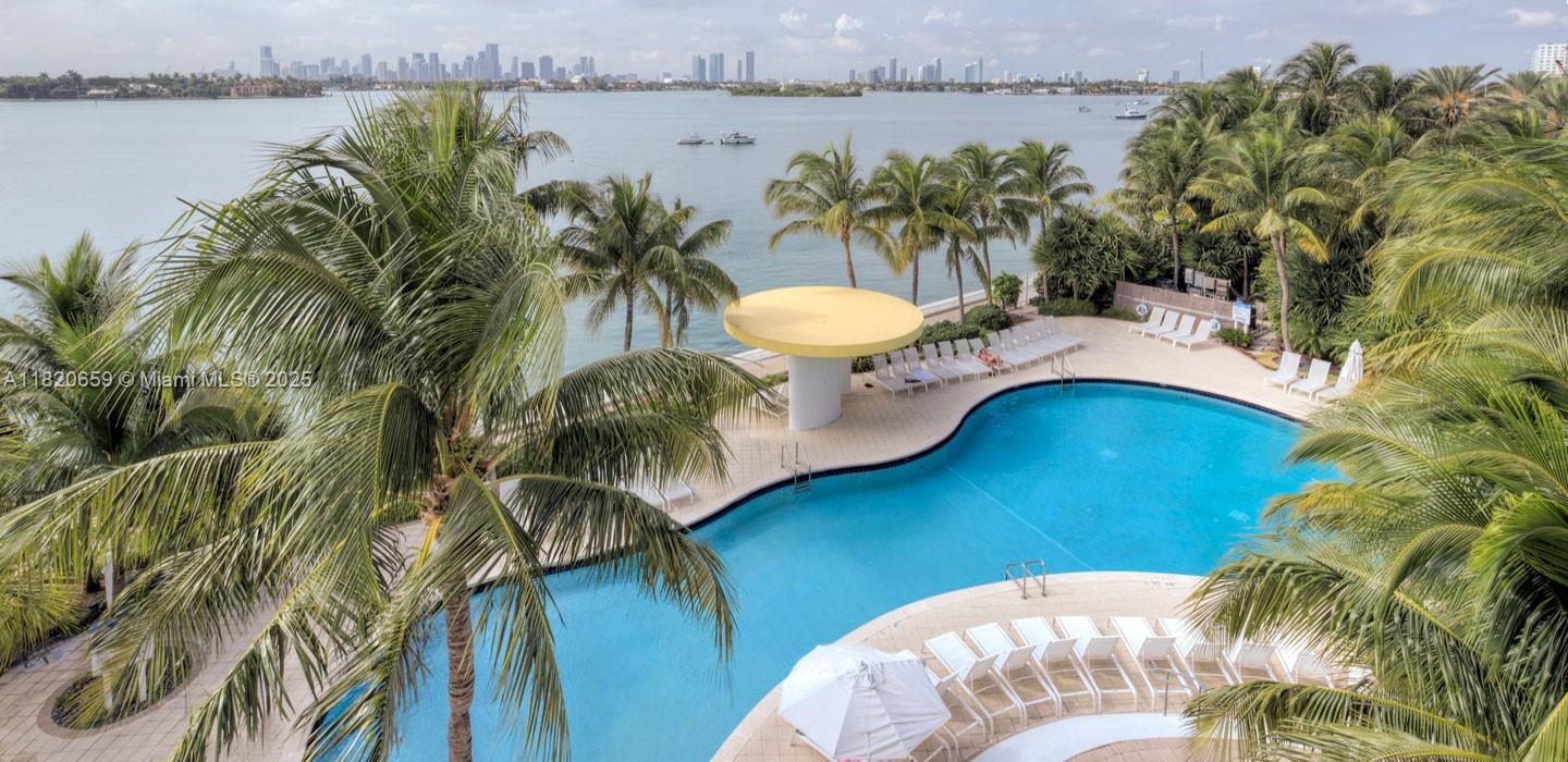 THE WAVERLY AT SOUTH BEAC - Residential