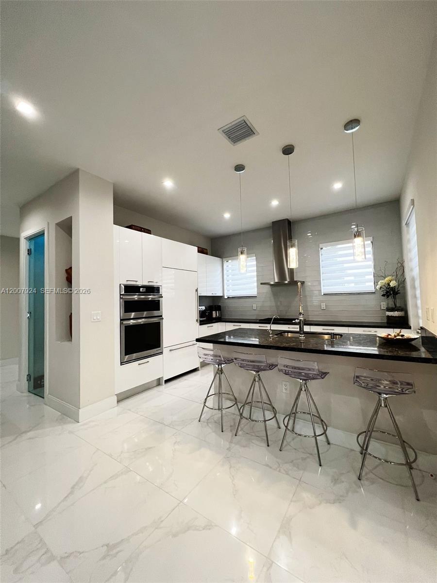DOWNTOWN DORAL SOUTH PHAS - Residential