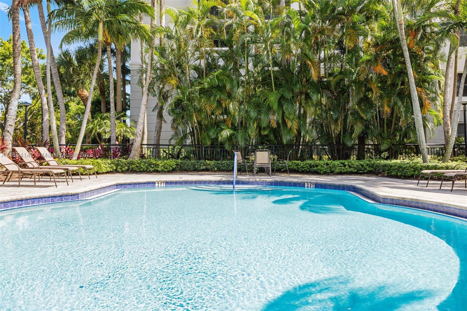 VIZCAYA LAKES CONDO - Residential Lease