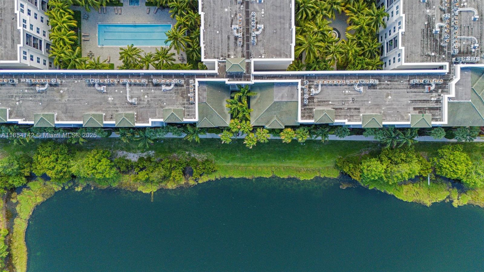 VIZCAYA LAKES CONDO - Residential Lease