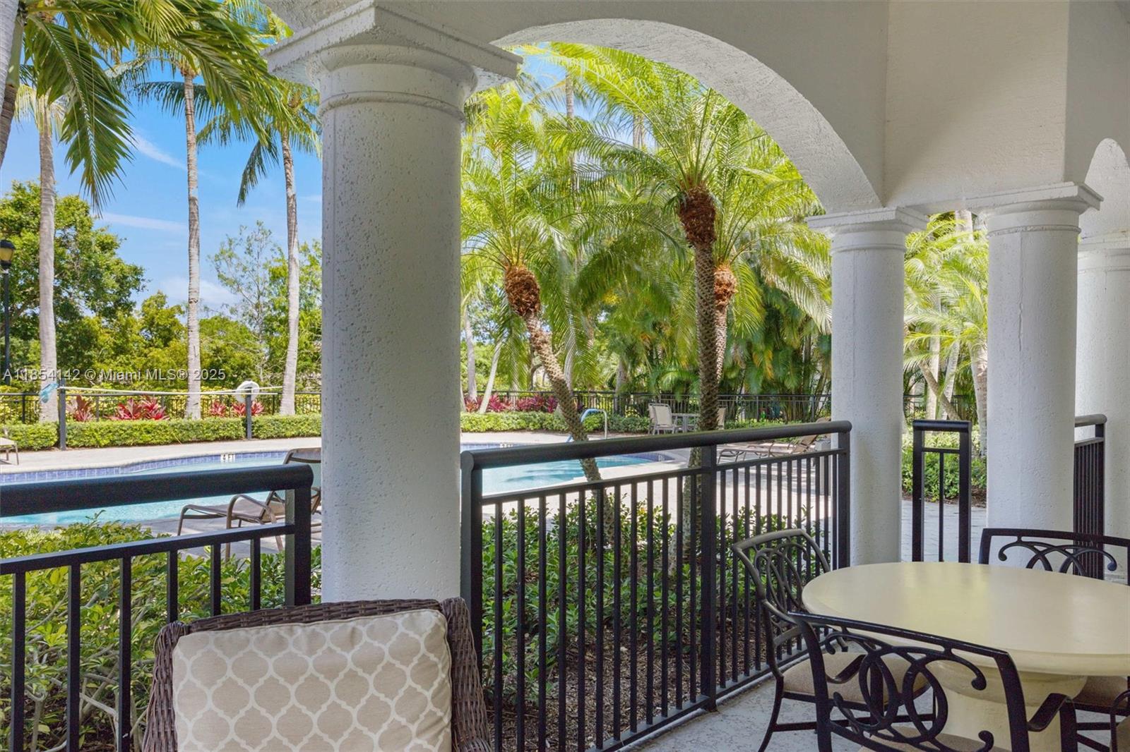 VIZCAYA LAKES CONDO - Residential Lease