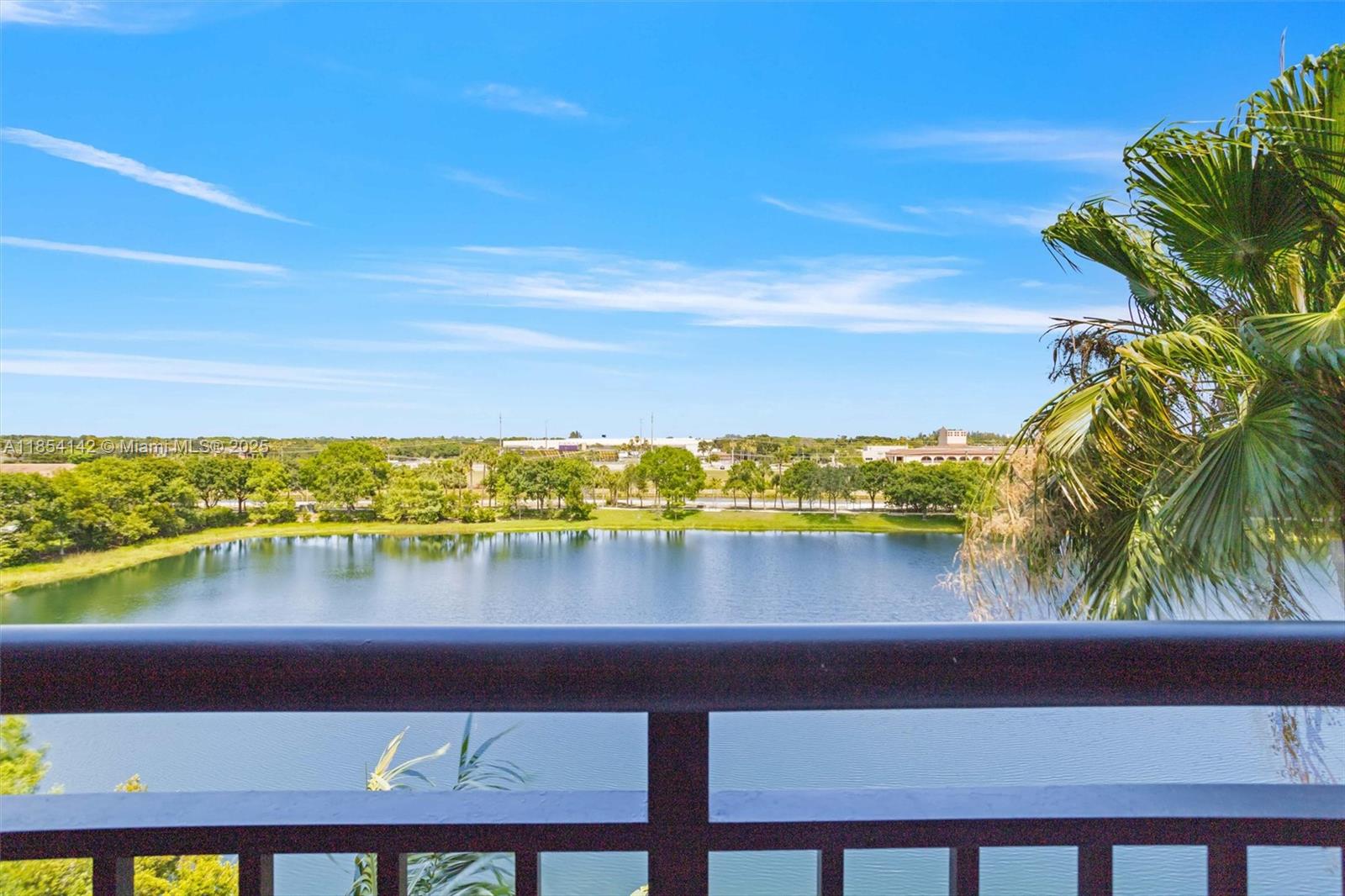 VIZCAYA LAKES CONDO - Residential Lease