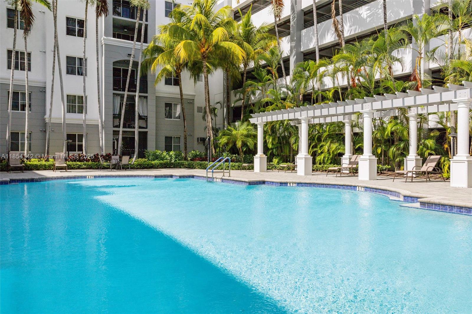 VIZCAYA LAKES CONDO - Residential Lease