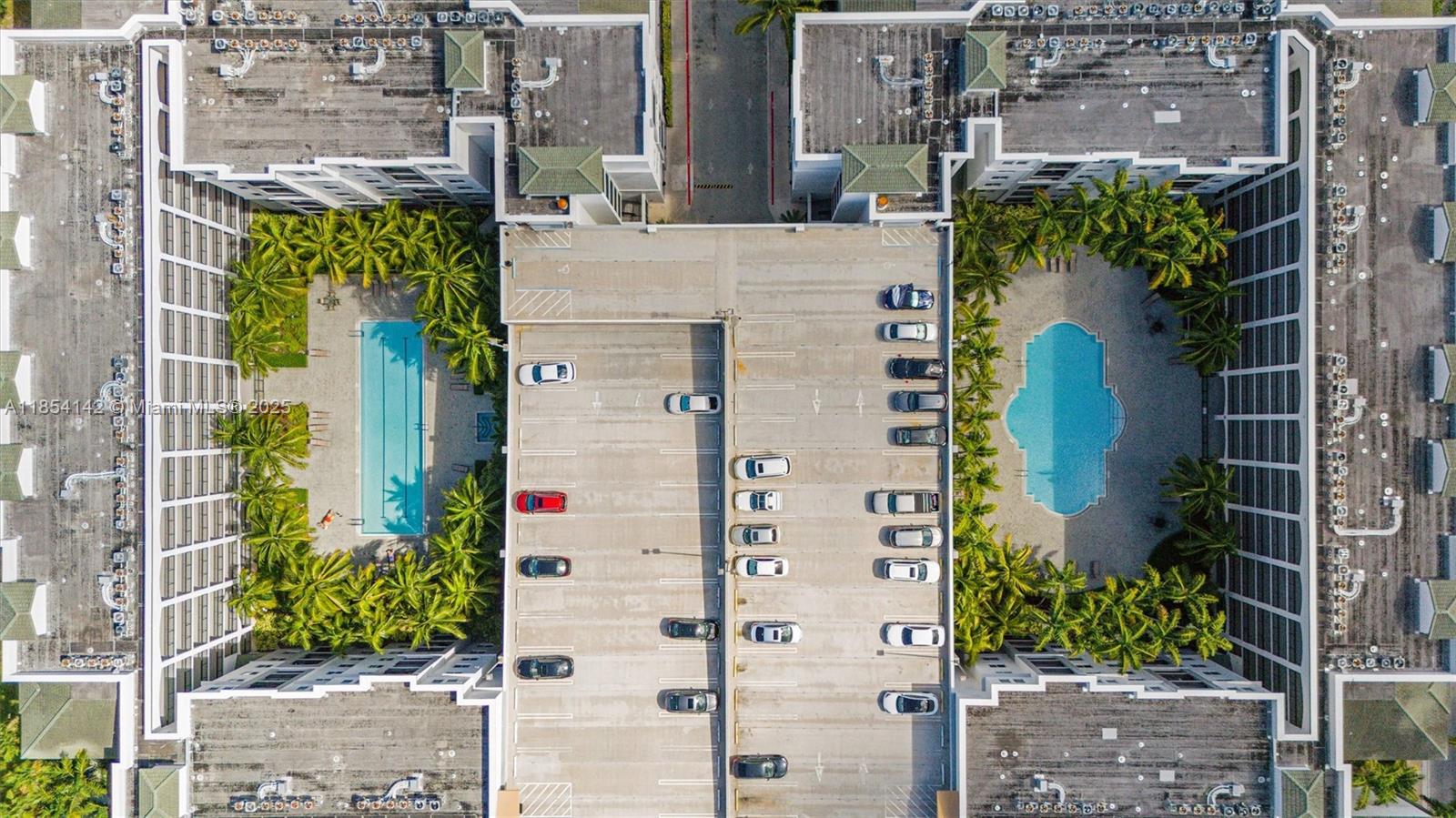 VIZCAYA LAKES CONDO - Residential Lease