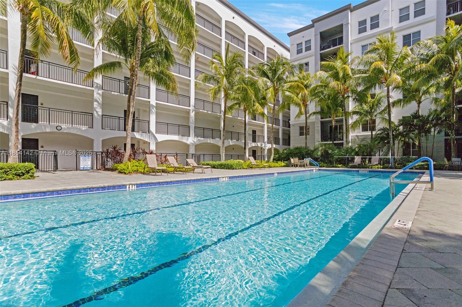 VIZCAYA LAKES CONDO - Residential Lease