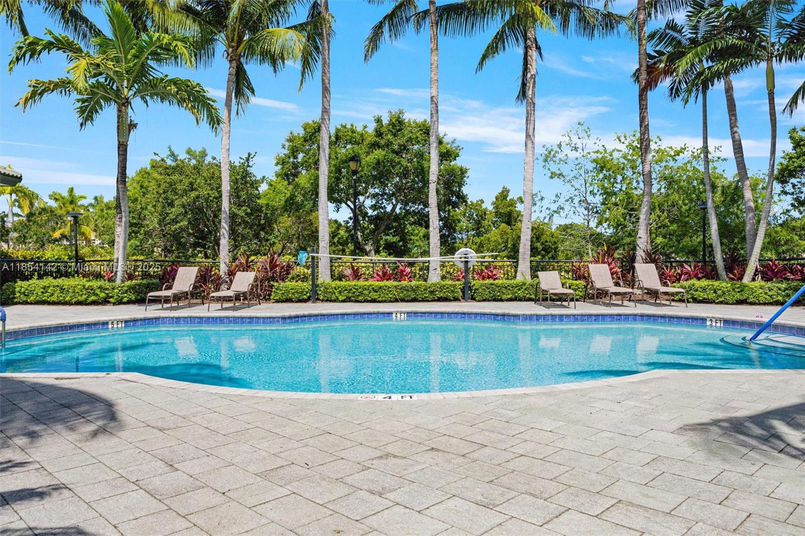VIZCAYA LAKES CONDO - Residential Lease