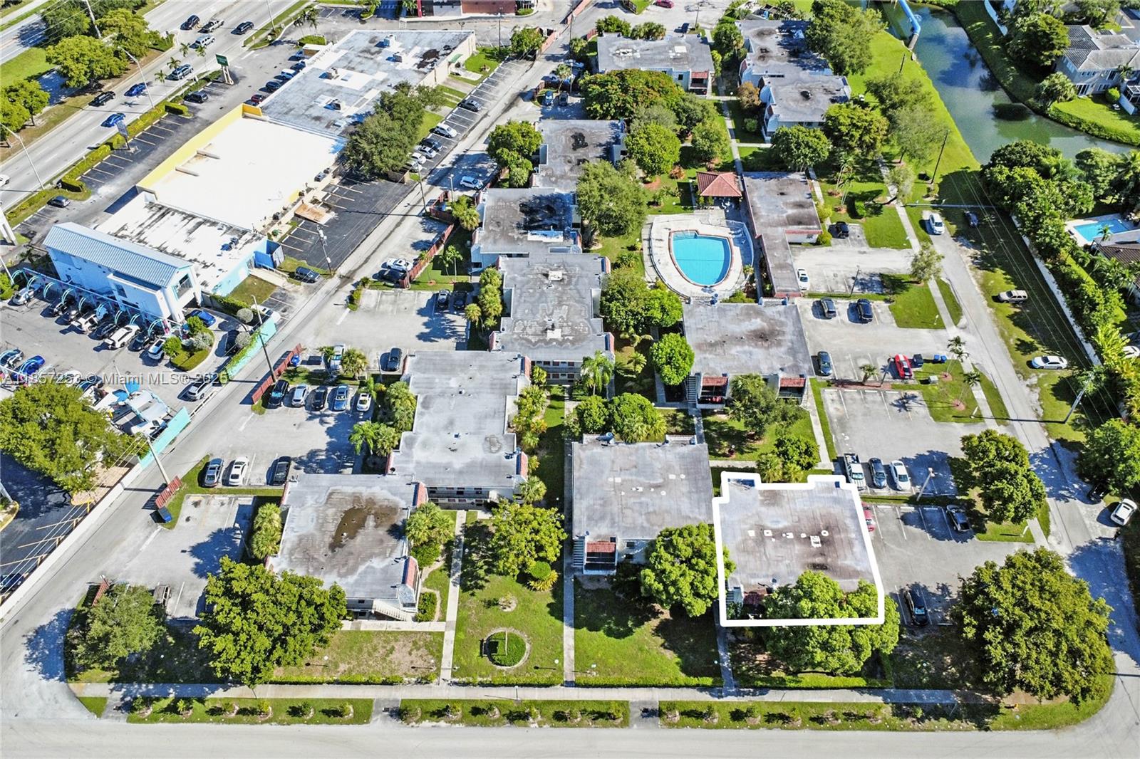 CASA GRANADA CONDO - Residential