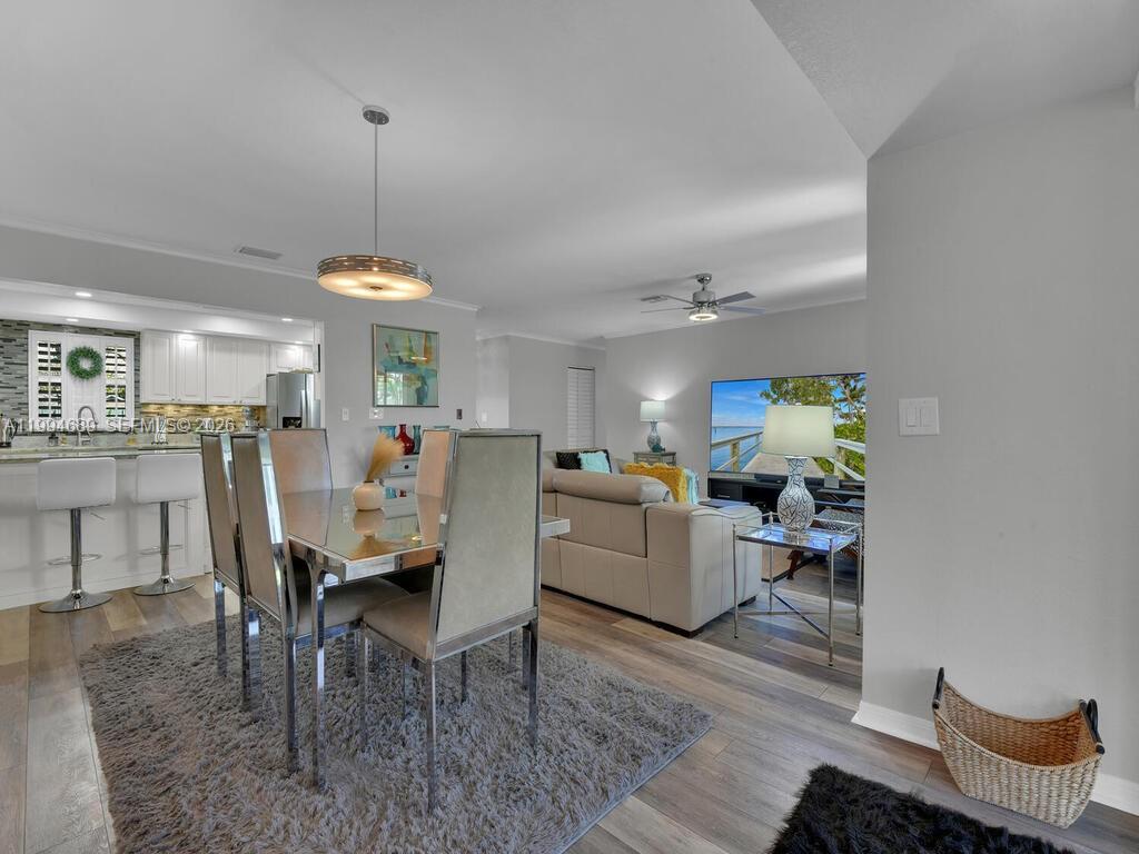 CALOOSA BAYVIEW - Residential