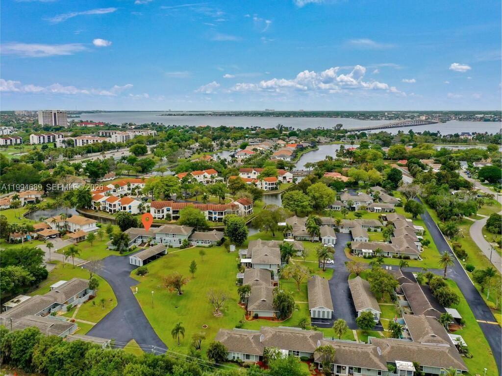 CALOOSA BAYVIEW - Residential