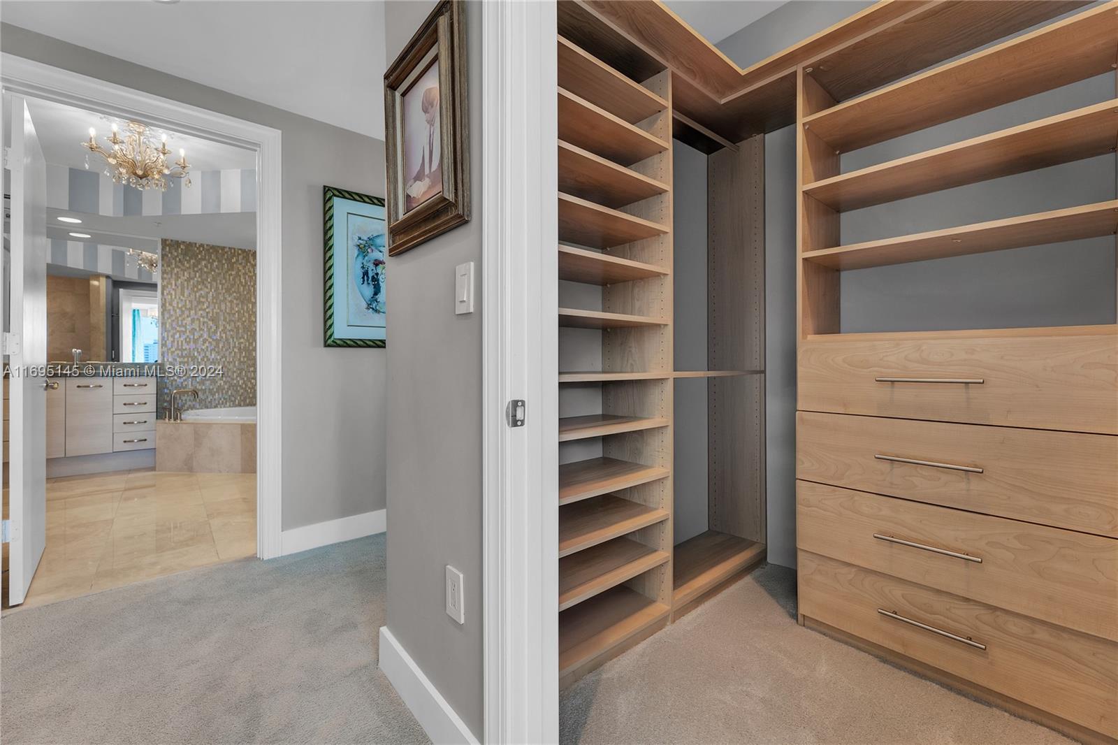 DIPLOMAT OCEANFRONT RESID - Residential